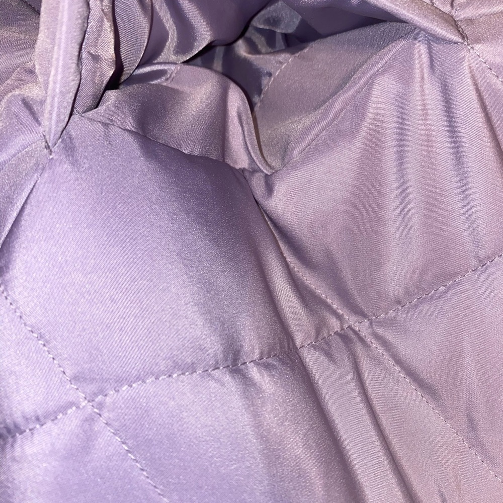 Woman’s coat - Picture 2 of 10